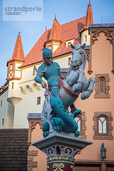 Denkmal im Deutschen Pavillon  Skulptur Sankt Georg  Themenbereich Deutschland  Epcot Amusement Park  Walt Disney World  Orlando  Florida  USA  Nordamerika