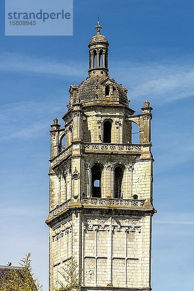 Turm Saint Antoine in der Königsstadt Loches  Departement Indre et Loire  Centre Val de Loire  Frankreich  Europa