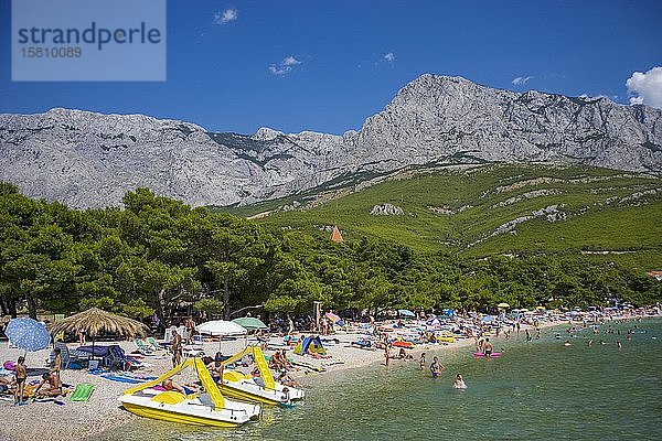 Strand  Promajna  Biokovo-Gebirge  Makarska Riviera  Dalmatien  Kroatische Adriaküste  Kroatien  Europa