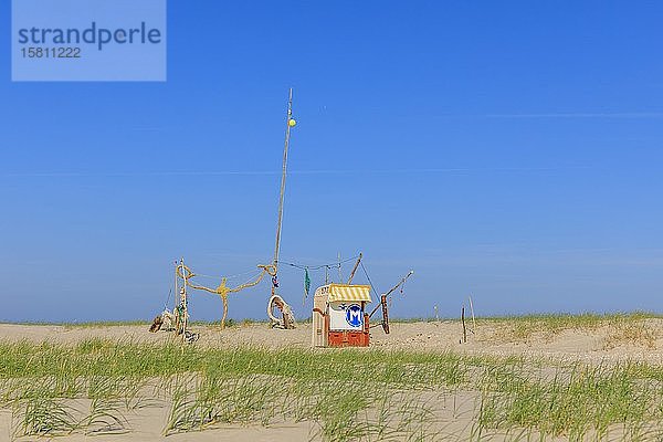 Strandkorb auf der Insel Amrum  Nordsee  Nordfriesische Insel  Schleswig-Holstein  Deutschland  Europa