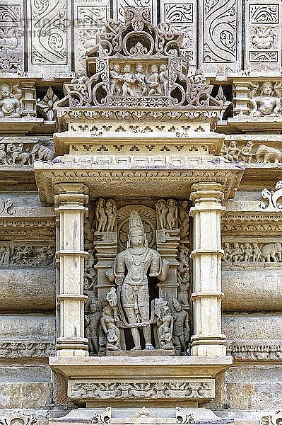 Skulpturen an den Wänden des Lakshmana-Tempels  Khajuraho-Denkmälergruppe  Bundesstaat Madhya Pradesh  Indien  Asien