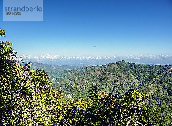 Landschaft der Sierra Maestra  Provinz Granma  Kuba  Westindien  Karibik  Mittelamerika