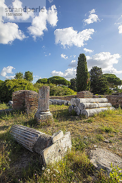 Tempel der Fabris Navales  Ostia Antica  Rom  Latium  Italien  Europa