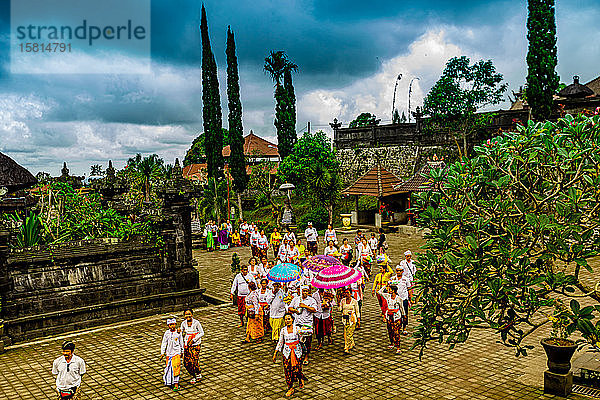 Der Besakih-Tempel  der größte und heiligste Tempel der Hindu-Religion auf Bali  Indonesien  Südostasien  Asien