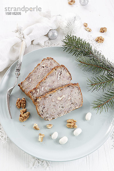 Vegane Pastete mit Walnüssen und Bohnen für Weihnachten