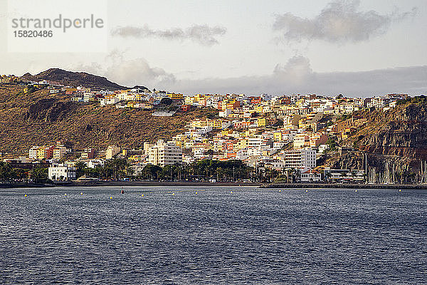 Blick auf San Sebastian  La Gomera  Spanien