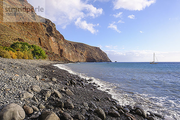 Spanien  La Gomera  Valle Gran Rey  Felsiger Küstenstrand der Insel La Gomera