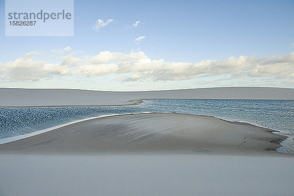 Blauer See im Lencois-Maranhenses-Nationalpark