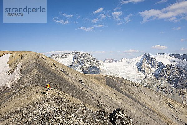 Wandern in der Nähe des Athelney-Passes  Britisch-Kolumbien  Kanada