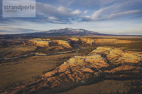 Die Sandsteinlandschaft Utahs von oben