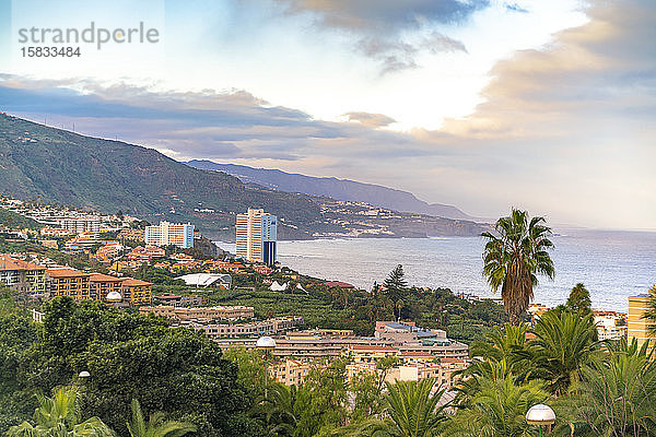 Puerto de la cruz Panoramablick von oben auf den Parque Taoro