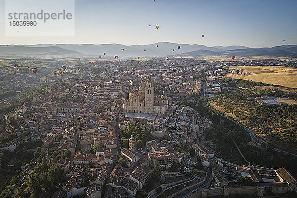 Segovia im Ballon Festival aus der Vogelperspektive
