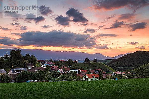 Dorf in Turiec reagon  Nordslowakei.