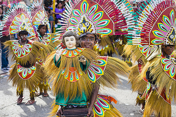 Kinder in Kostümen  Ati-Atihan-Festival  Kalibo  Philippinen