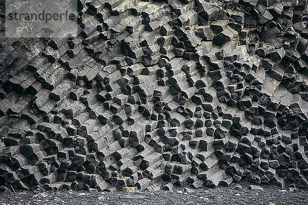 Basaltgestein am Black Beach  Island