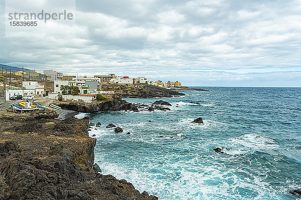 Klippenstrand Playa de las Carretas auf Teneriffa