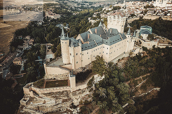 Alcazar von Segovia und Kathedrale aus der Vogelperspektive