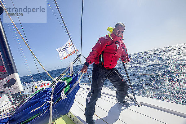 An Bord der IMOCA 60 Groupe Apicil mit Skippern: Damien Seguin und Yoann Richomme wÃ?hrend des 48-Stunden-Rennens Le DÃ©fi Azimut. Lorient  Morbihan  Bretagne  Frankreich.