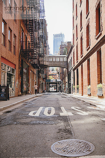 NYC  New York /Vereinigte Staaten - 25. September 2019: Blick auf die Stadtstraßen im New Yorker Stadtteil Tribeca