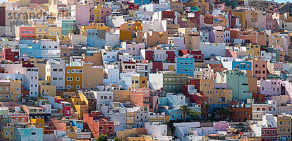 Farbenfrohe Häuser im Viertel San Juan im Stadtzentrum von Las Palmas