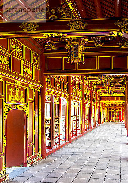 Hallen der Mandarinen  Kaiserliche Stadt  Hue  Vietnam