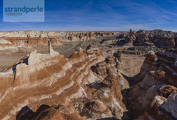 Luftbildpanoramen der Wüstenlandschaft des Kohlebergwerks Canyon bei Tu