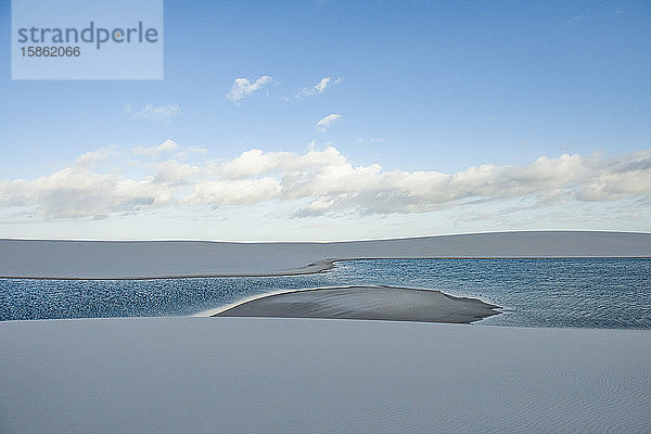 Blauer See im Lencois-Maranhenses-Nationalpark