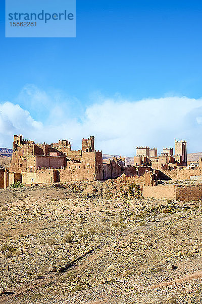 Gebäude der Schlamm-Kasbah beim Ksar von Tamedakhte  Provinz Ouarzazate  Marokko