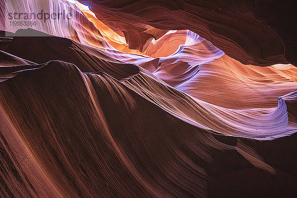 Das Innere des Antelope Canyon  Farbe und Texturen