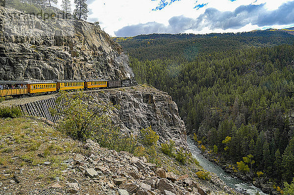 Fahrt mit dem Schmalspur-Schmalspurzug von Durango und Silverton