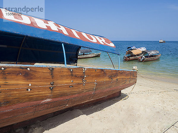 Hafen von Stone Town  Sansibar  Tansania  Ostafrika  Afrika