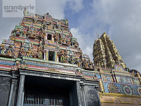 Hindu-Tempel in den antiken Städten bei Kandy  Sri Lanka  Asien