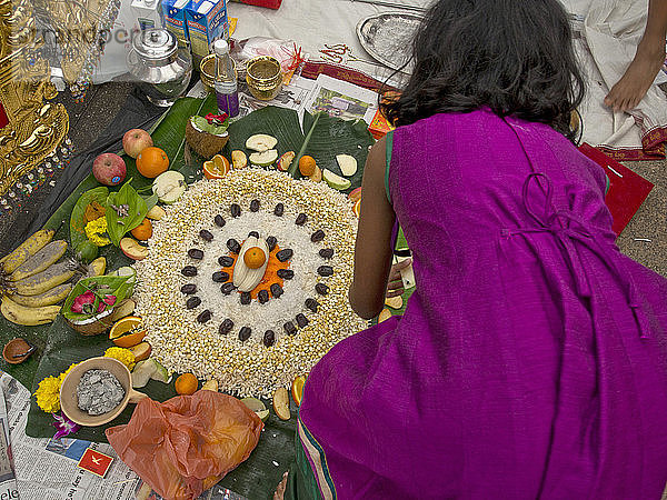 Das hinduistisch-tamilische Fest Thaipusam wird in Little India gefeiert  Singapur  Südostasien  Asien