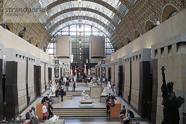 Großer Saal der Kunstgalerie und des Museums Musee D'Orsay  Paris  Frankreich  Europa