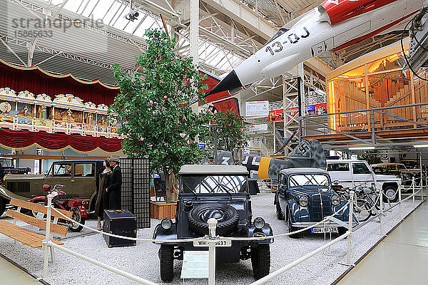 Ausstellung alter Autos  Technik Museum Speyer  Rheinland-Pfalz  Deutschland  Europa