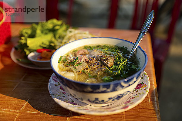 Traditionelle Suppe; Hue  Provinz Thua Thien-Hue  Vietnam