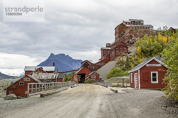 Kennecott Copper Mine  eine von 1903-1938 aktive Kupfermine. Heute ist sie ein Nationalpark und viele der Gebäude werden restauriert; McCarthy  Alaska  Vereinigte Staaten von Amerika