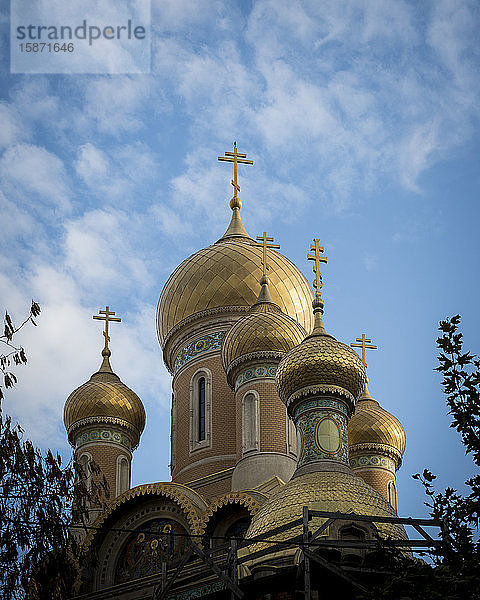 Orthodoxe Kirchenkuppeln und Kirchtürme  Bukarest  Rumänien  Europa