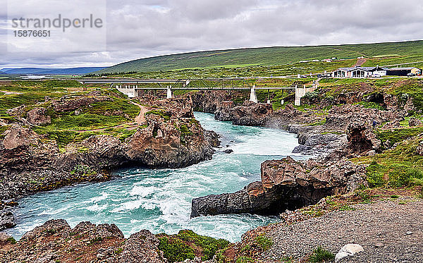Der Fluss Skjalfandafljot ist einer der spektakulÃ?rsten WasserfÃ?lle Islands  in der NÃ?he des Godafoss (GoÃ°afoss)  im Bezirk BÃ¡rÃ°ardalur in Nord-Zentral-Island