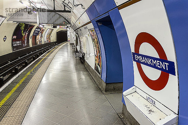 UK  England  London  die U-Bahn-Station  Embankment