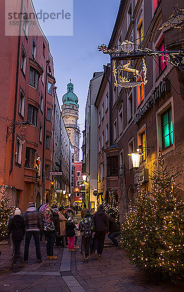 Österreich  Tirol  Innsbruck  Weihnachtsbeleuchtung
