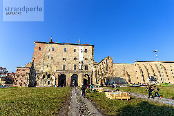 Italien  Emilia Romagna  Parma  Piazza della Pace  Palazzo della Pilotta