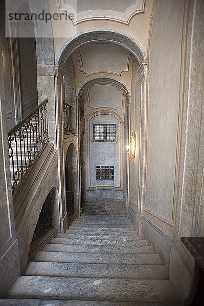 Italien  Piemont  Turin  Herzogliches Schloss von AgliÃ¨. Es gehÃ¶rt zu den Savoyer Residenzen  die zum UNESCO-Weltkulturerbe gehÃ¶ren.