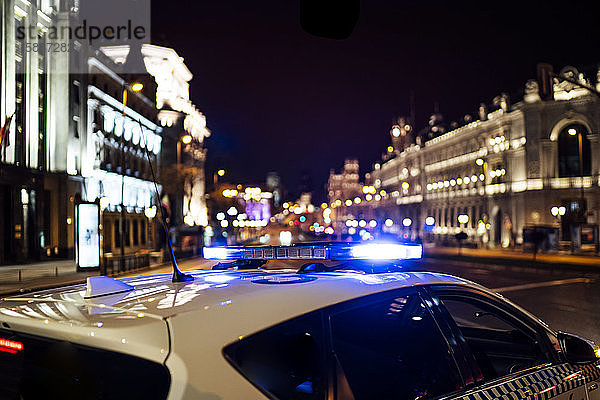 Polizeiauto in den Straßen von Madrid  Spanien