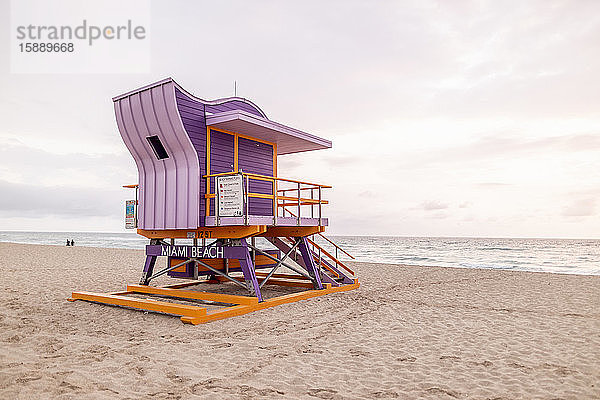 Rettungsschwimmerhütte im Art-Déco-Stil in Miami Beach  Miami  Florida  USA