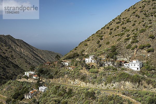 Altes Bergdorf mit weißen Häusern  La Gomera  Kanaren  Spanien  Europa