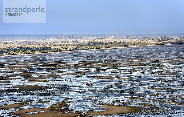 Küstenlandschaft  Strandlagune mit Sanddünen  Farewell Spit  Puponga  Collingwood  Tasman  Südinsel  Neuseeland  Ozeanien