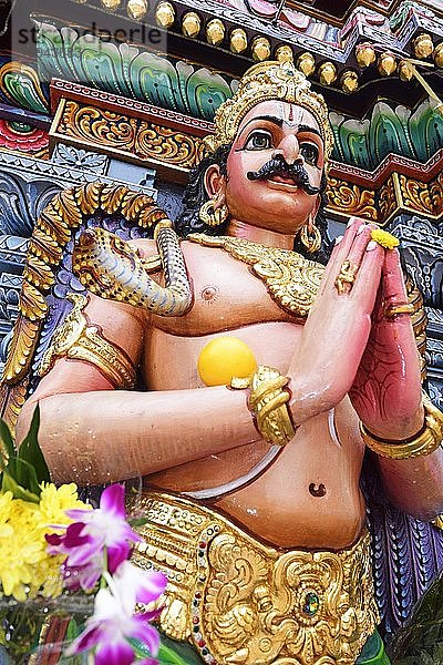 Krishna Figur vor dem Shri Krishnan Hindutempel  Bugis  Singapur  Asien