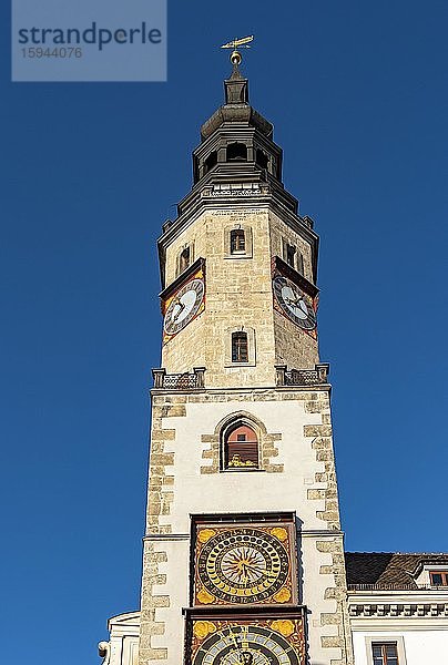 Altes Rathaus  Turm mit Mondphasenuhr  Görlitz  Deutschland  Europa