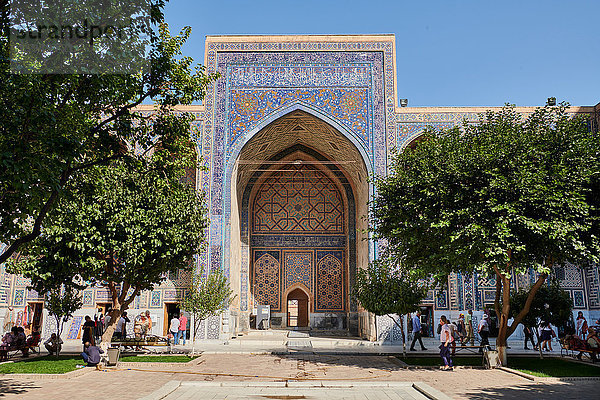 Ulugh-Beg-Madrasa  Registan  Samarkand  Usbekistan  Asien